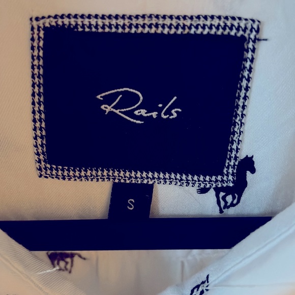 Rails Size  S Rocsi horse pattern button down shirt white, black - Picture 8 of 14